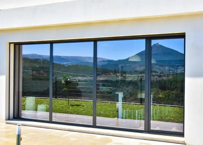 Casa Dos Mirtilos Duke T8 * Селорику-ди-Башту